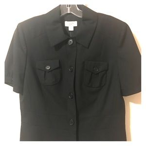Short sleeve suit jacket